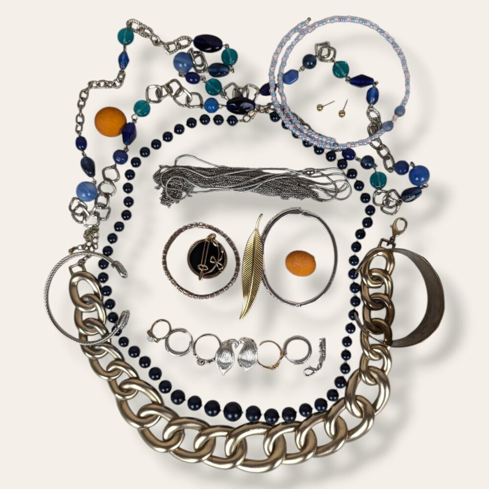AUGUSTA - Vintage To Now Jewelry Lot - 060